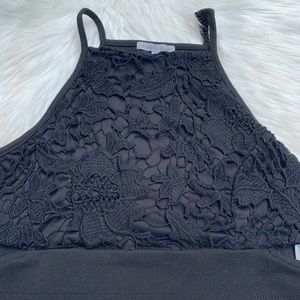 Black Floral Crop Top (CHARLOTTE RUSSE)